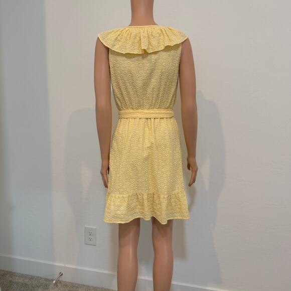 LC Lauren Conrad small eyelet faux wrap ruffle belted dress D4 2411 - Picture 12 of 12